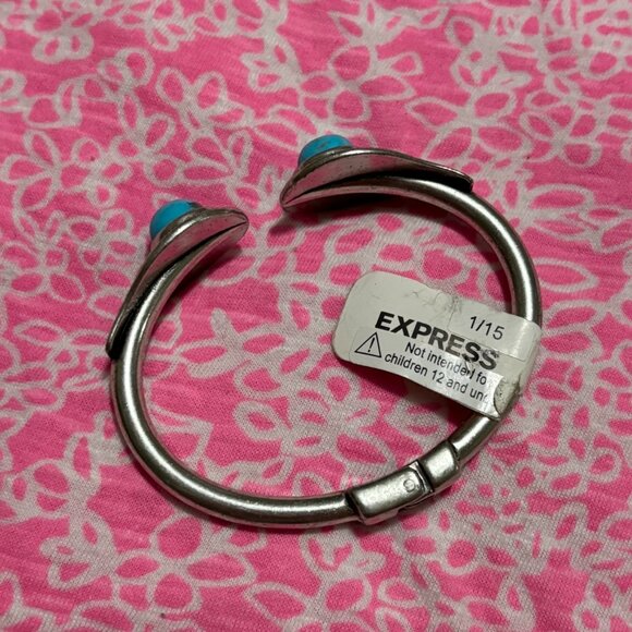 Express Western Turquoise Stone Boho Hinged Bracelet - Picture 2 of 2